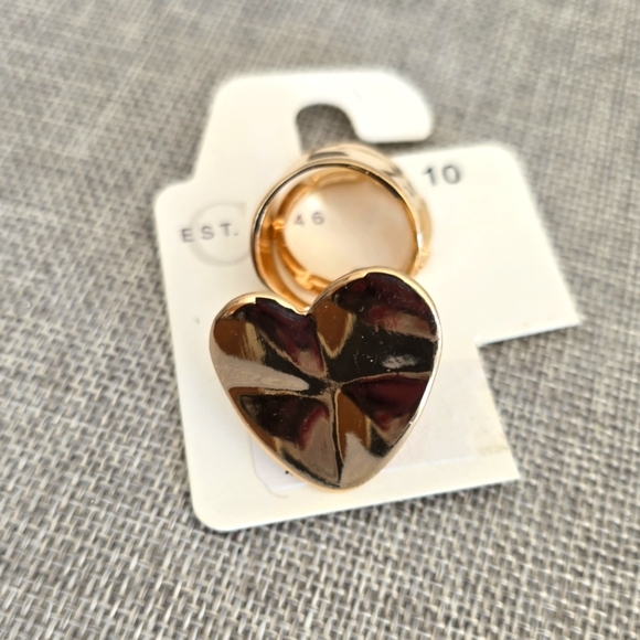 Cato Gold Heart Wide Rings Size 10 - Picture 1 of 3